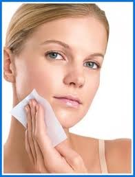 5 x Pure 3 in 1 Complete Cleansing Wipes Cleanses Tones & Hydrates Ideal For Makeup Removal 25 Sheets Per Pack - Bargain Genie