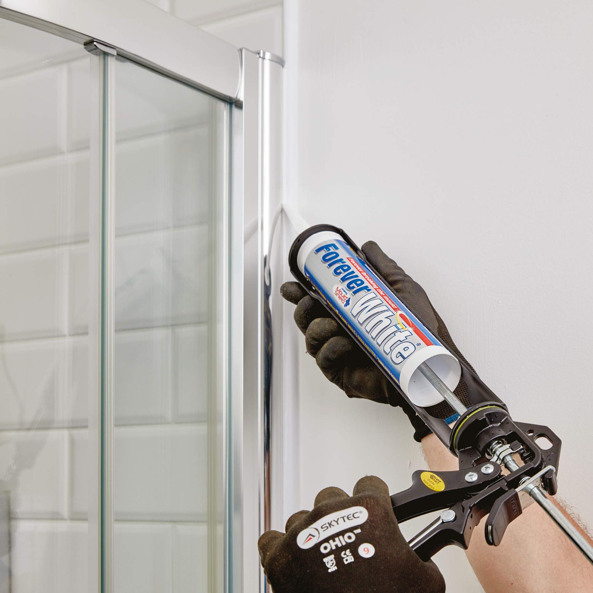 Forever Grey - Anti-mold silicone mastic for areas of high humidity